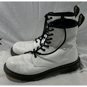 Dr. Martens 1460 White Smooth Leather 8-Eye Boots Women's Size 7